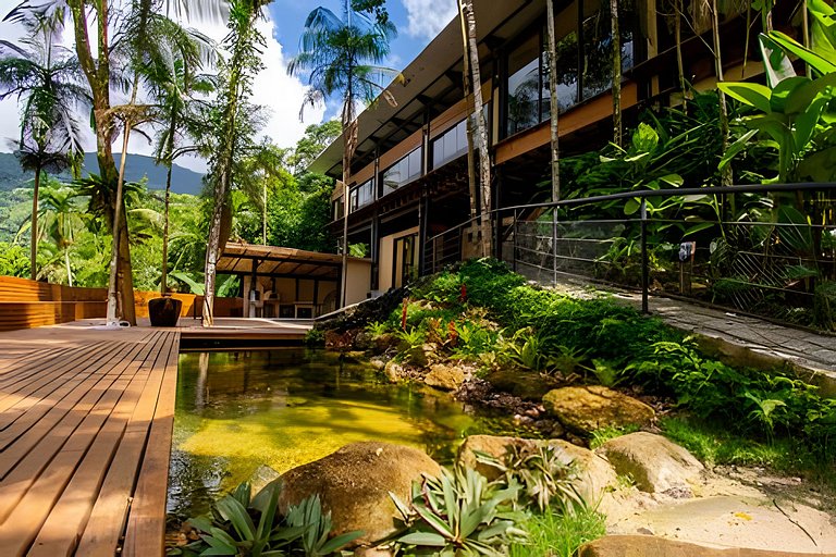 Casa Ague - com piscina natural na Aldeia Rizoma