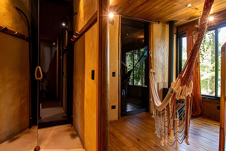 Casa com piscina natural na Aldeia Rizoma