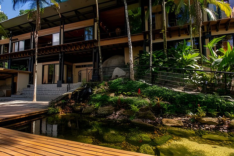 Casa Ague - com piscina natural na Aldeia Rizoma