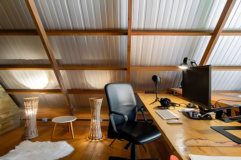 Casa de Design e Cachoeira na Aldeia Rizoma