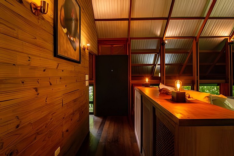 Casa Asha - design com cachoeira na Aldeia Rizoma