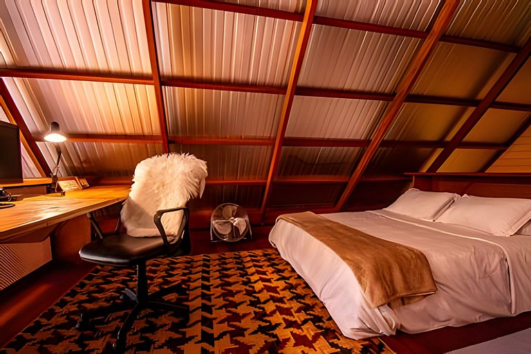 Casa Asha - design com cachoeira na Aldeia Rizoma