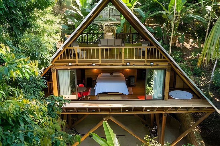 Casa Trikona - Imersa na floresta na Aldeia Rizoma