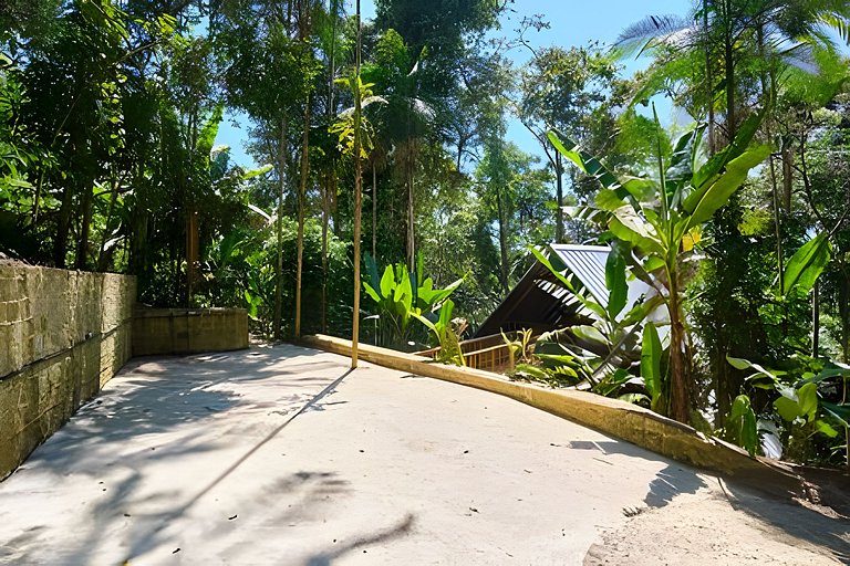 Casa Trikona - Imersa na floresta na Aldeia Rizoma