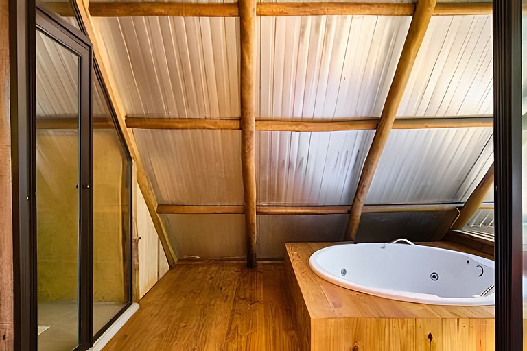 Casa Trikona - Imersa na floresta na Aldeia Rizoma