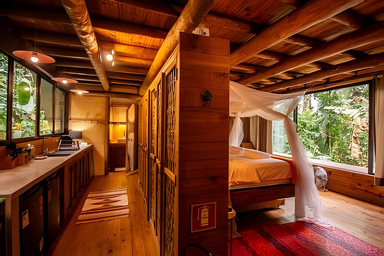 Casa Trikona - Imersa na floresta na Aldeia Rizoma