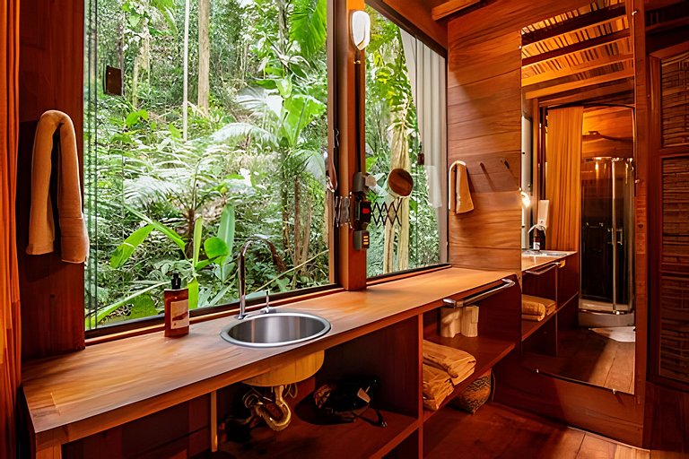 No topo das árvores, próximo à cachoeira