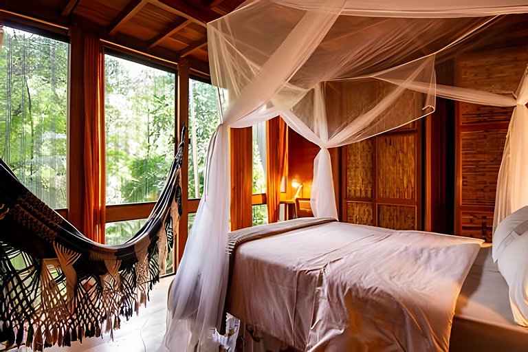 No topo das árvores na Aldeia Rizoma