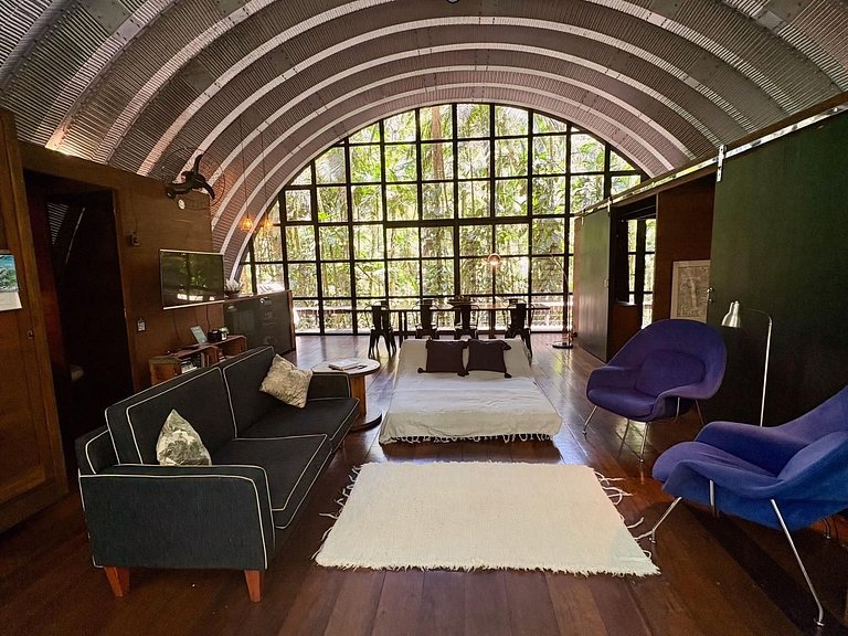 Casa Arca - Design com cachoeira na Aldeia Rizoma