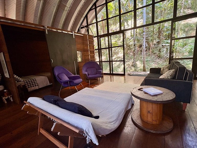 Casa Arca - Design com cachoeira na Aldeia Rizoma