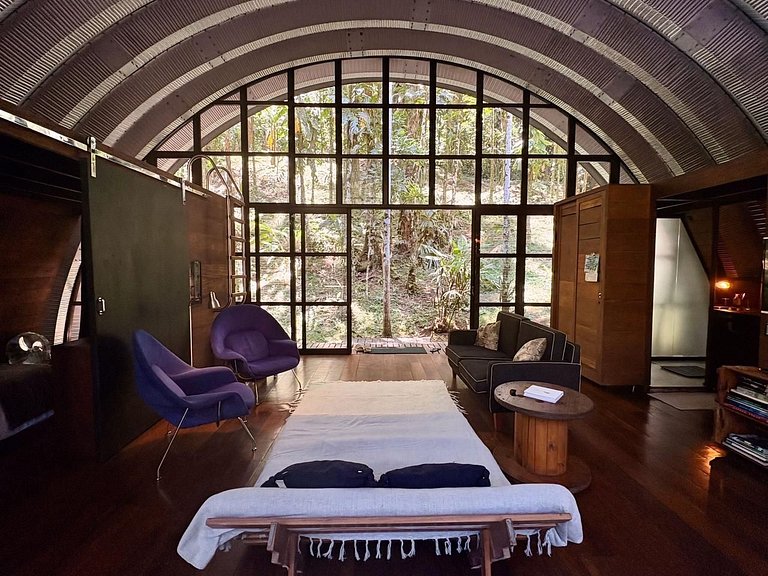 Casa Arca - Design com cachoeira na Aldeia Rizoma